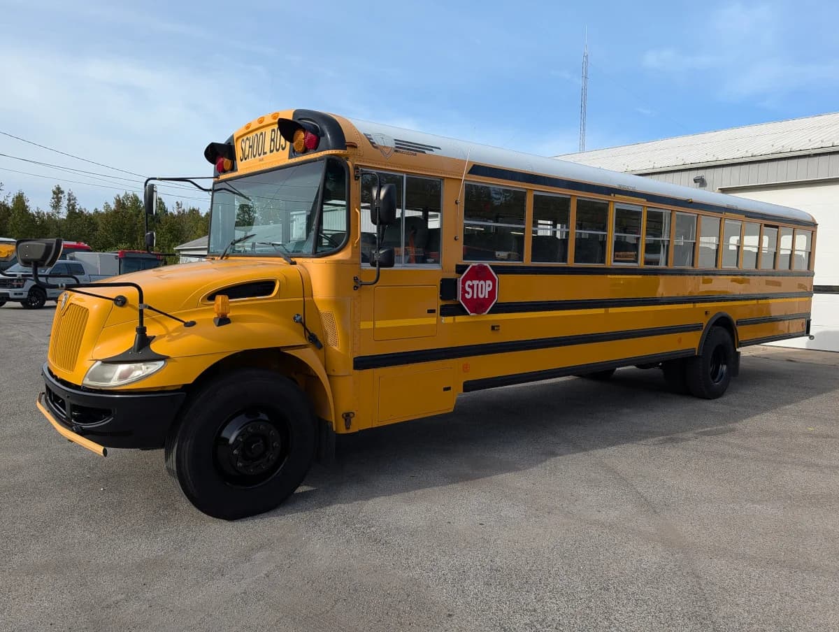 Cummins 2016 International CE 72P - Image 1