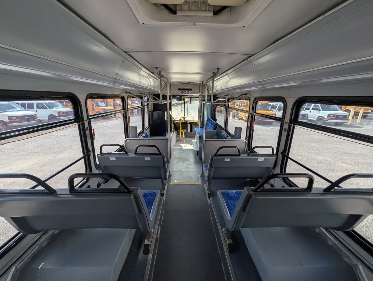 2005 GILLIG LOW FLOOR - Image 17