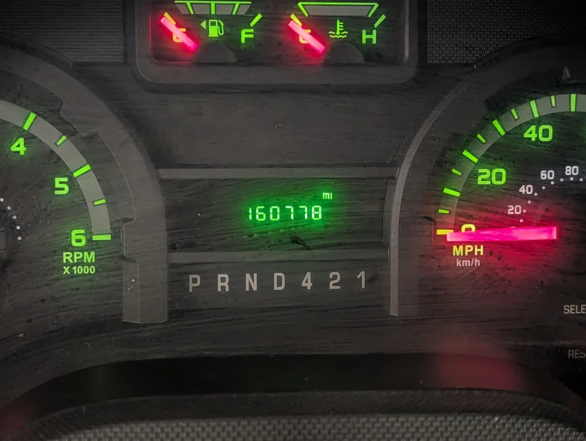 2017 Ford E450 Shuttle - Image 37