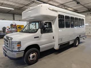 2017 Ford E450 bus