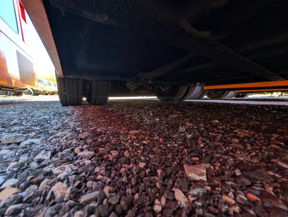 5 Gillig Low Floor Transit buses - Image 22