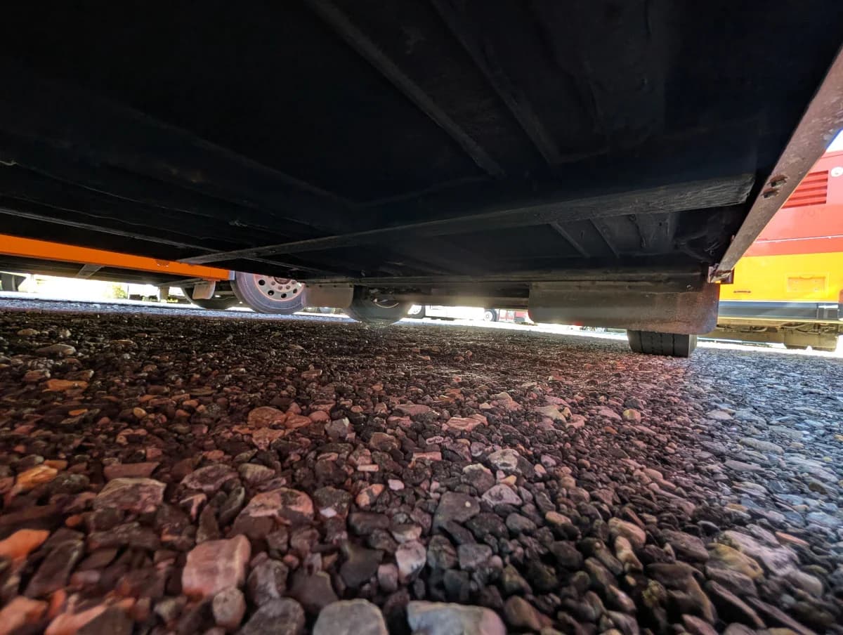 5 Gillig Low Floor Transit buses - Image 25