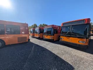 2005 Gillig Low Floor Transit bus