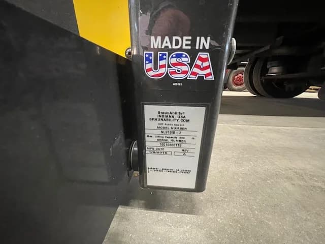 2017 Thomas 42P ADA Accessible - Image 5