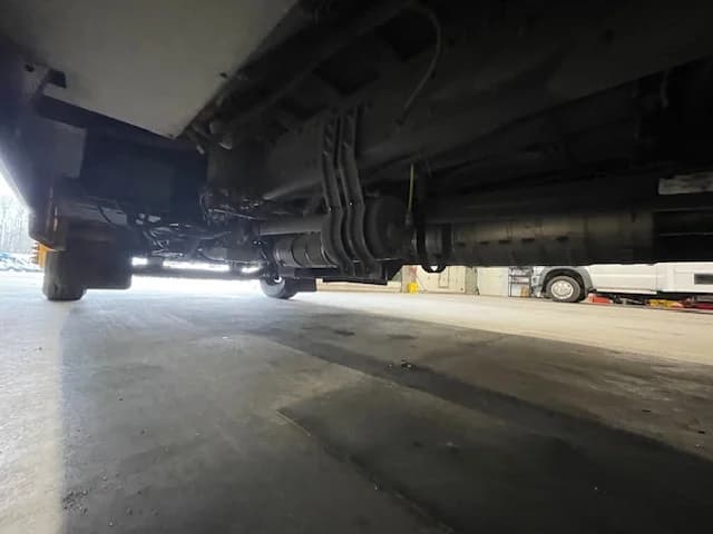 2017 Thomas 42P ADA Accessible - Image 13