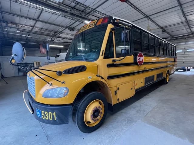 2017 Thomas 42P ADA Accessible - Image 24