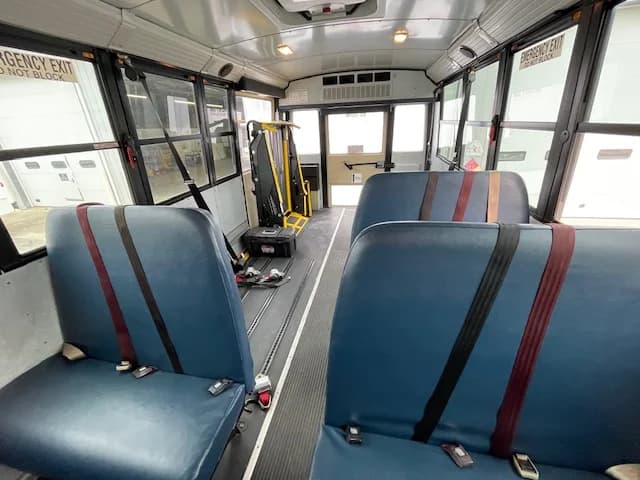 2017 Thomas 42P ADA Accessible - Image 7