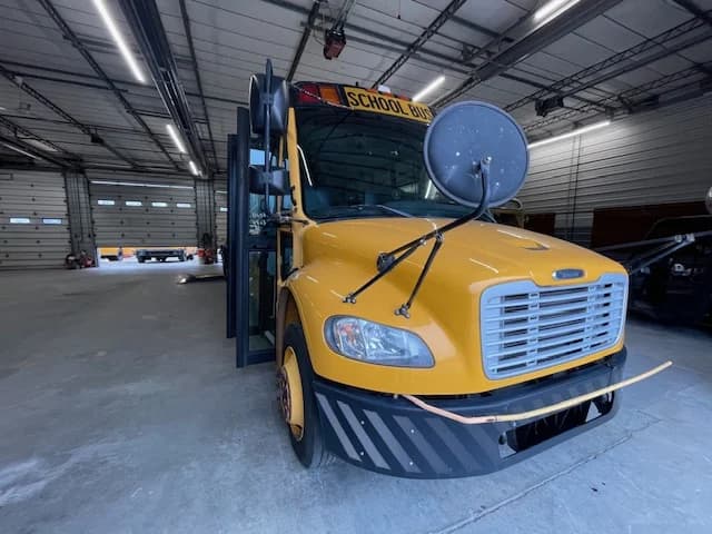 2017 Thomas 42P ADA Accessible - Image 17