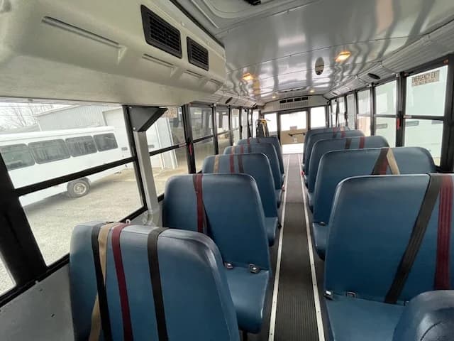 2017 Thomas 42P ADA Accessible - Image 9