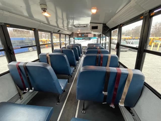 2017 Thomas 42P ADA Accessible - Image 11