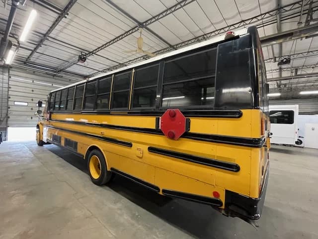 2017 Thomas 42P ADA Accessible - Image 21