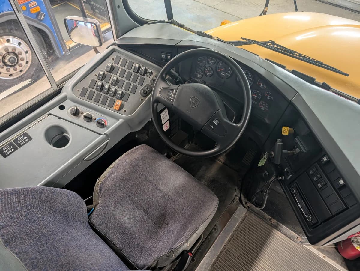 2016 International CE 72P - Image 7