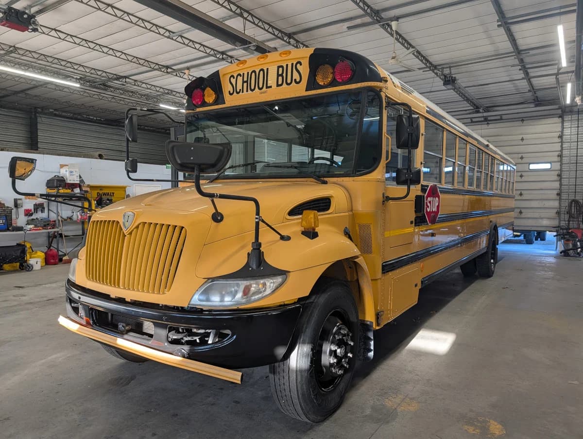 2016 International CE 72P - Image 15