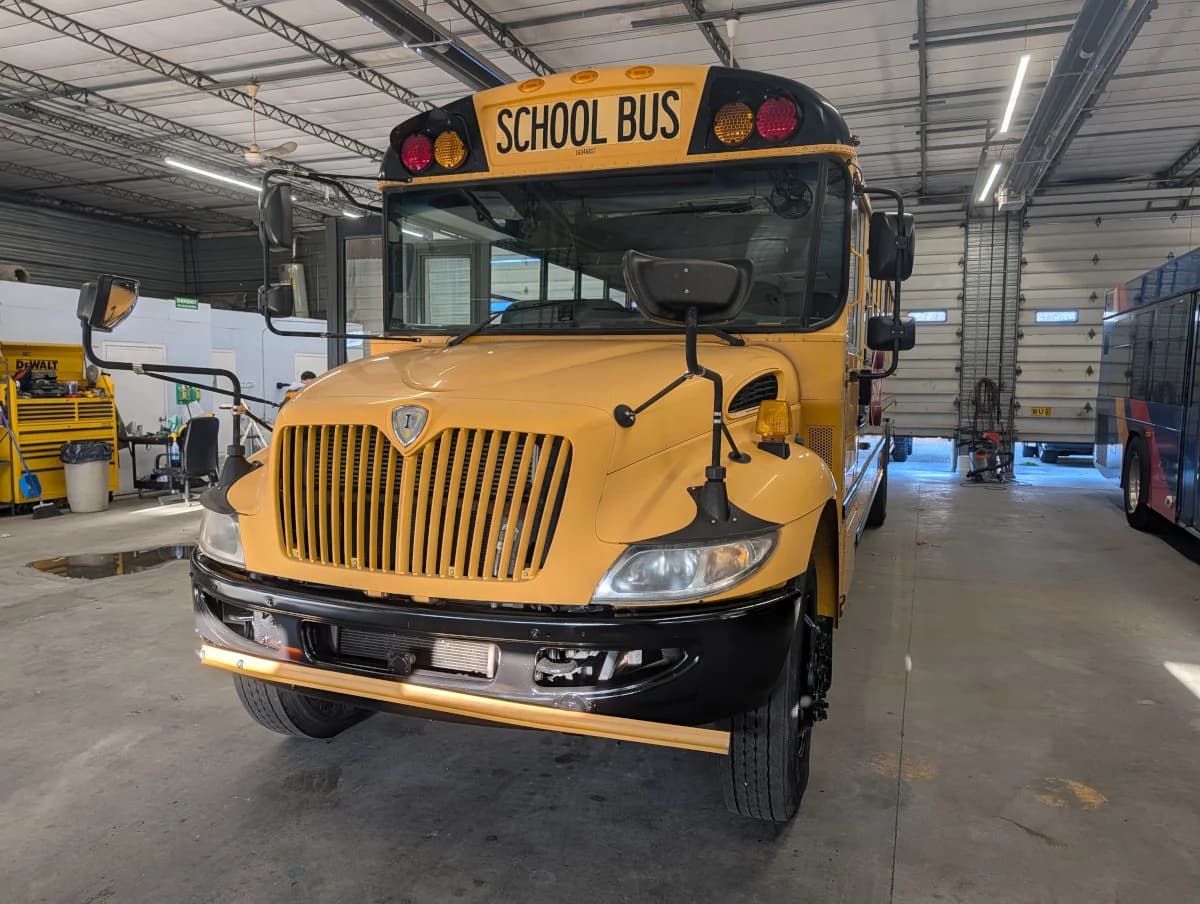 2016 International CE 72P - Image 16