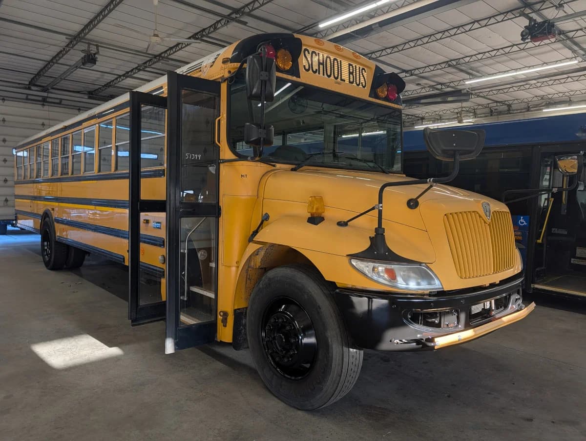 2016 International CE 72P - Image 19