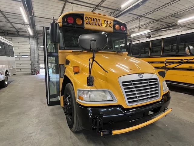 2012 Blue Bird Vision 72P - Image 26