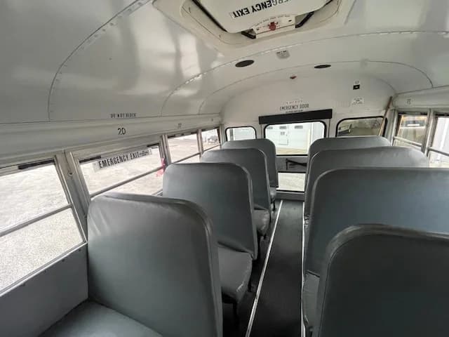 2012 Blue Bird Vision 72P - Image 6