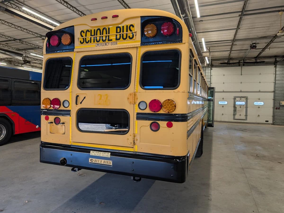 2012 Blue Bird Vision 72P - Image 20