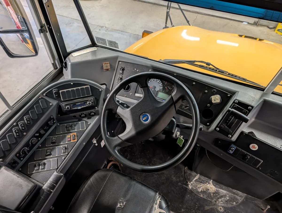 2012 Blue Bird Vision 72P - Image 7