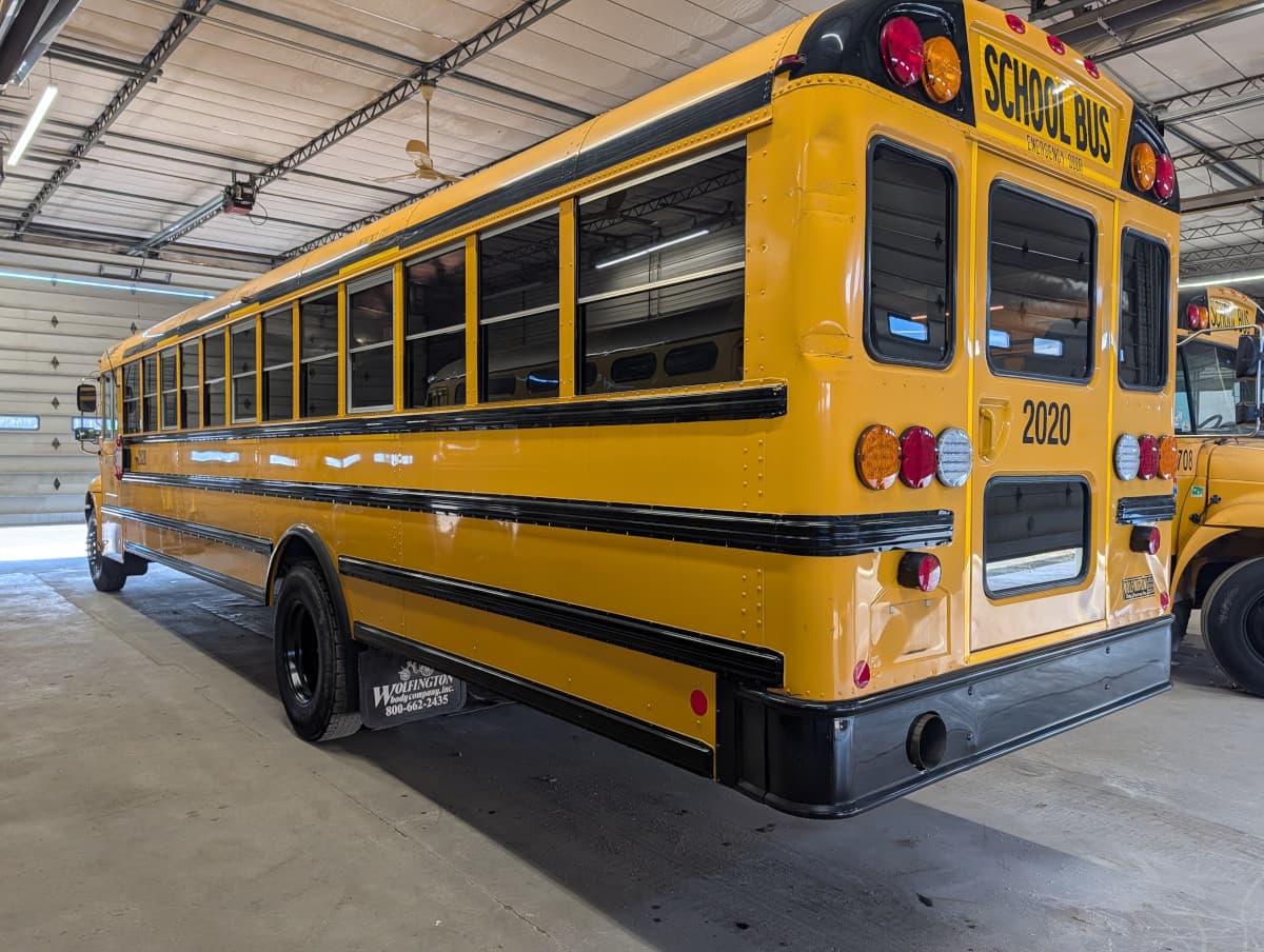 2020 International CE 72P - Image 2