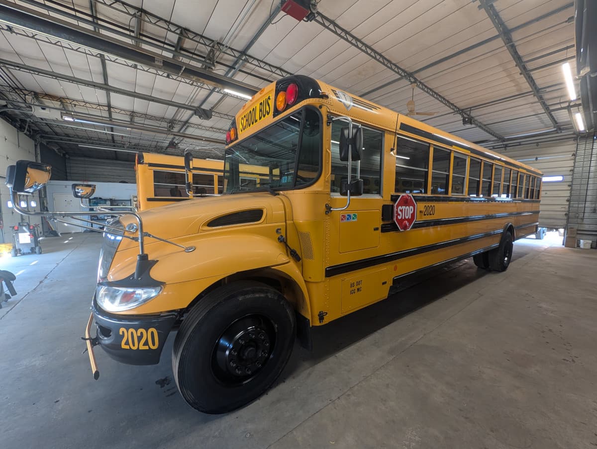 2020 International CE 72P - Image 14