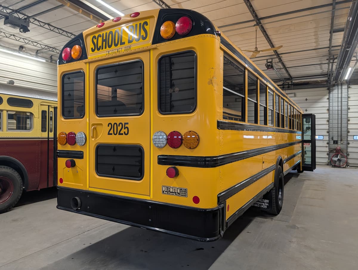 2020 International CE 72P - Image 20