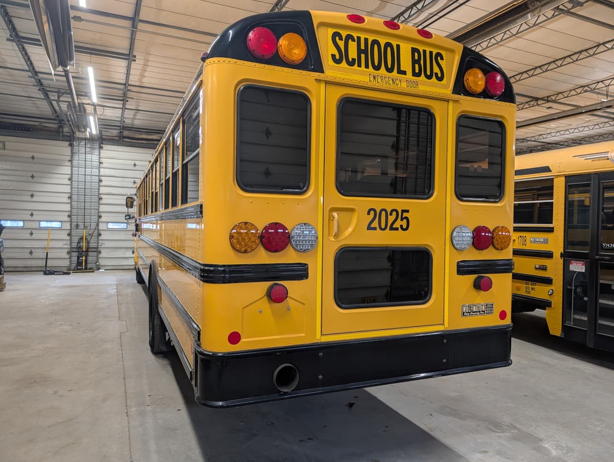 2020 International CE 72P - Image 22