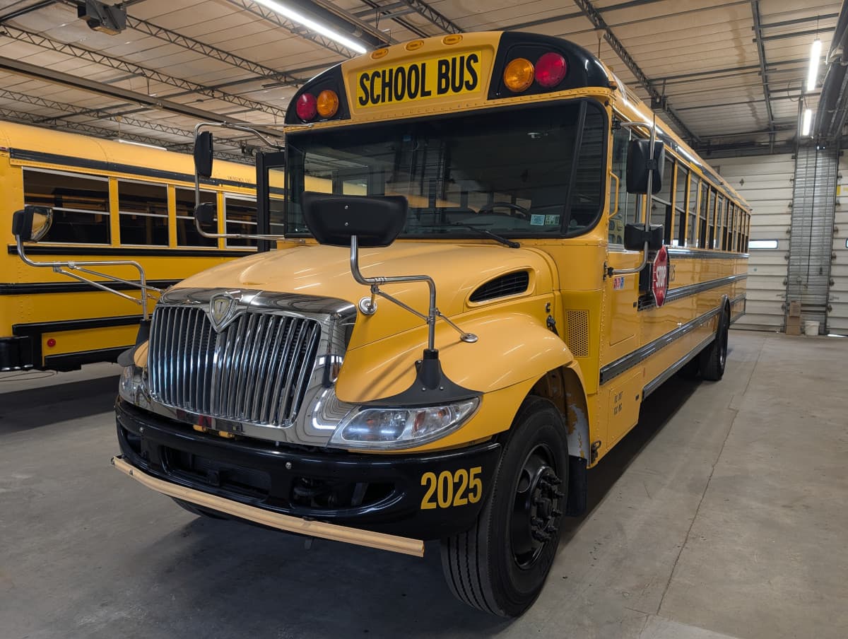 2020 International CE 72P - Image 16