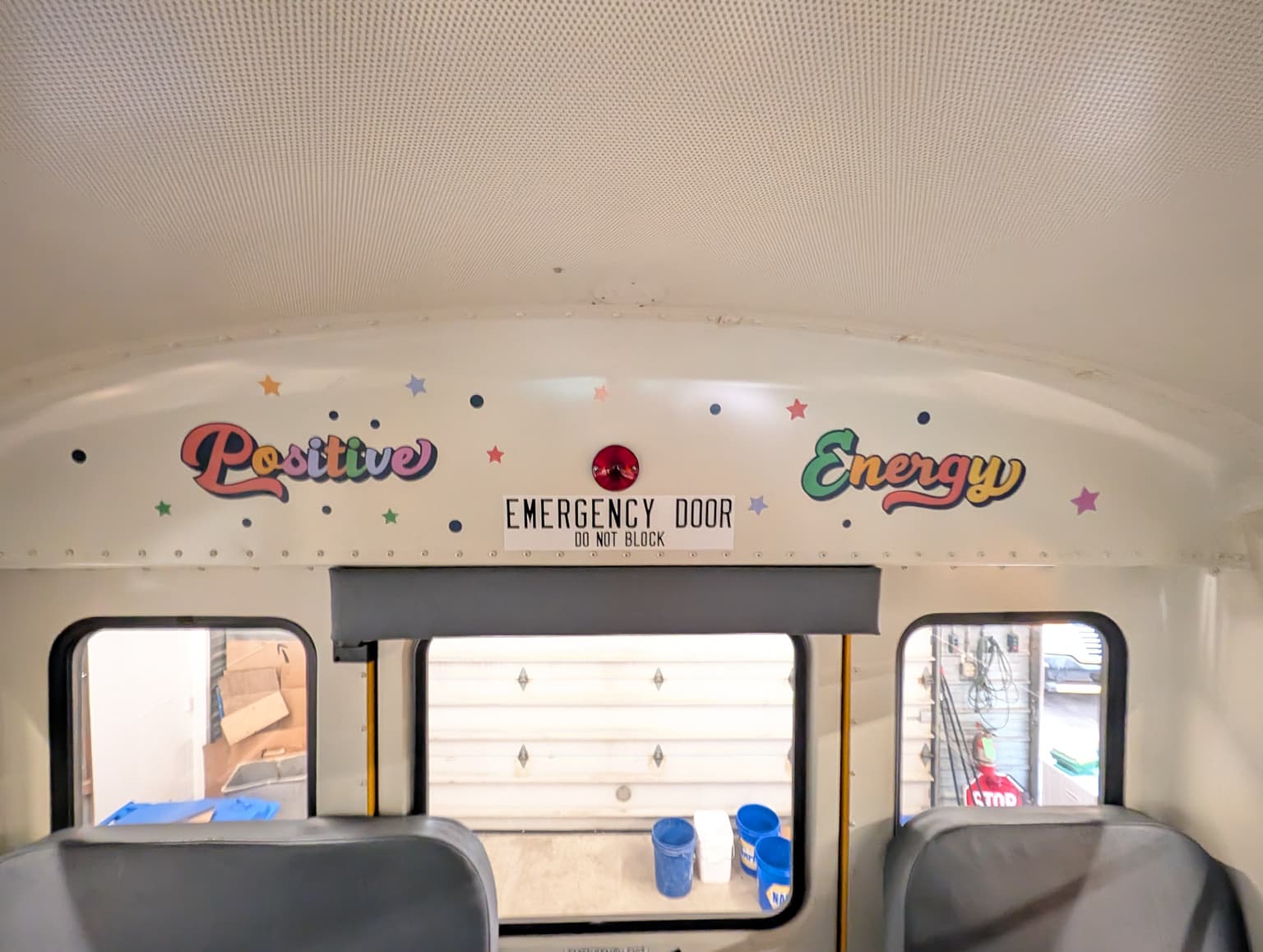 2018 International CE 77P - Image 13