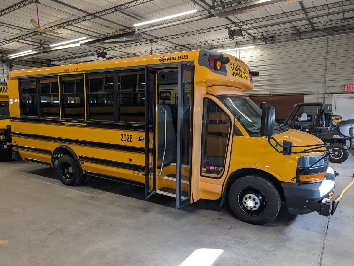 2020 Chevrolet Collins 29P - Image 2