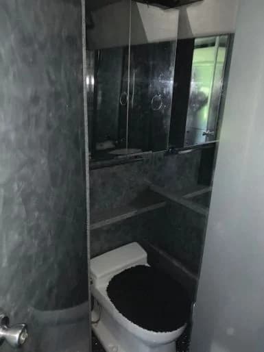 2003 MCI Entertainer Bus - Image 27
