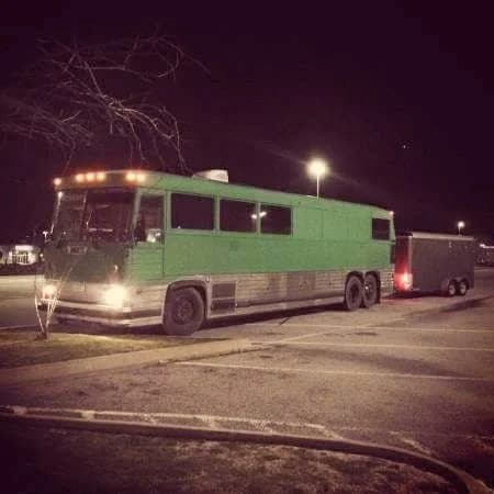 1983 MCI MC9 Motorhome Conversion - Image 15