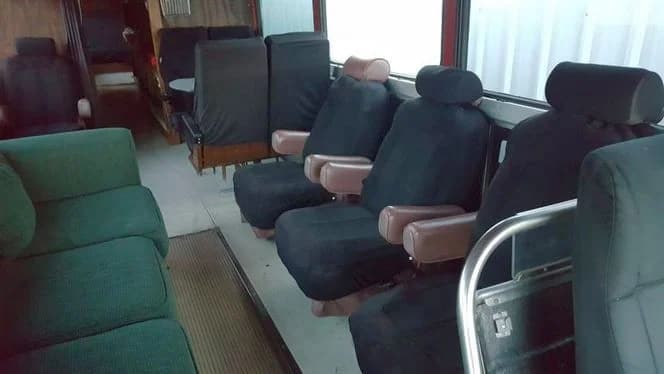 1983 MCI MC9 Motorhome Conversion - Image 7