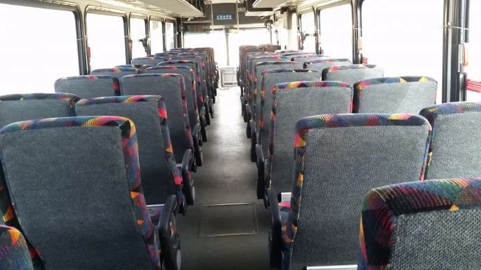 2001 Neoplan 2800 Wheelchair Lift Equipped - Image 10