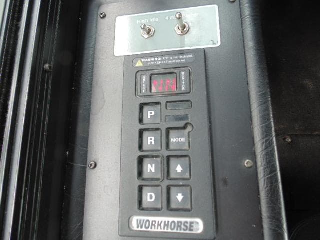 2009 Workhorse Startrans  - Image 10