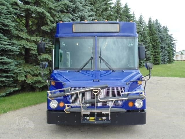 2009 Workhorse Startrans  - Image 13