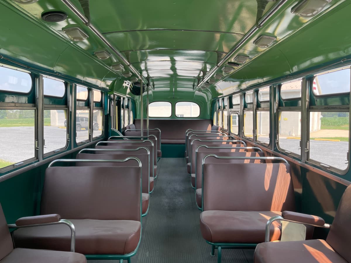 1950 GM TDH3612 (Rental Only) - Image 12