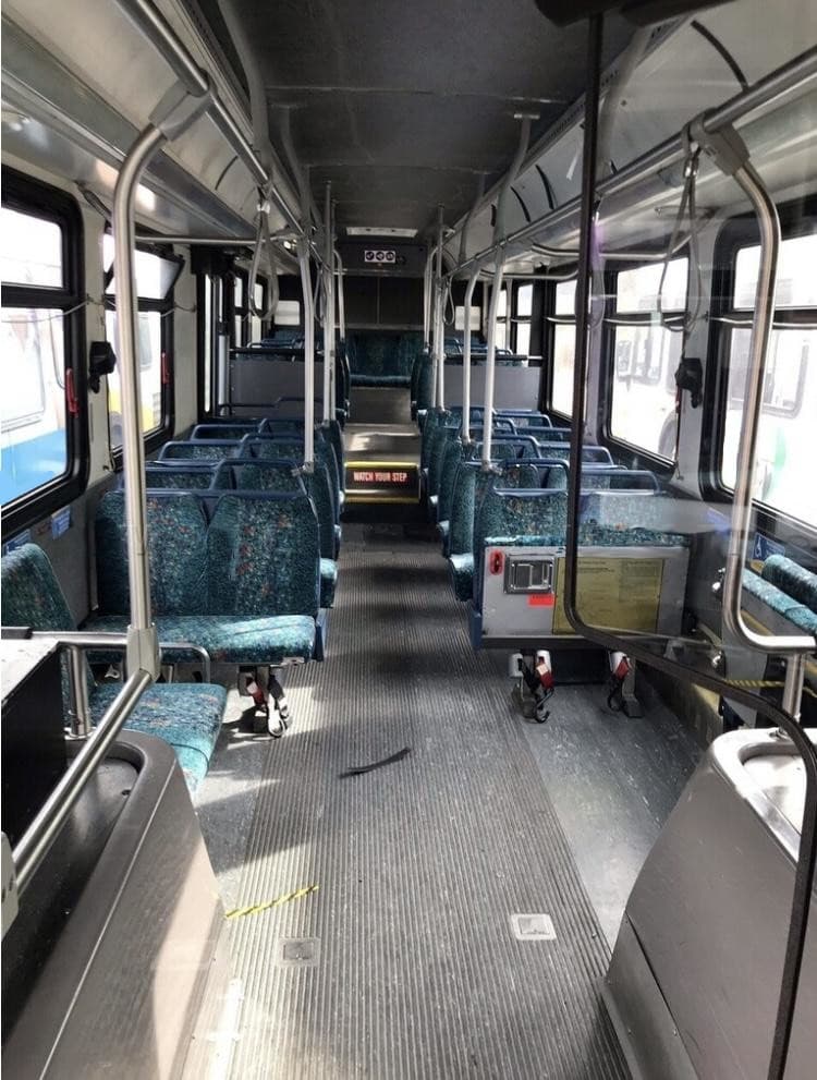 (20) 2007-2009 New Flyer C40LF Transit Bus - Image 6