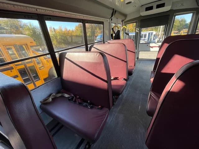 2009 Chevrolet 3500 Girardin Mini School Bus - Image 18
