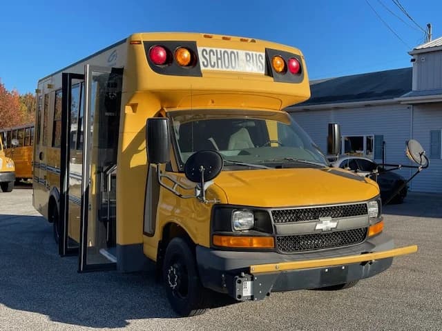 2009 Chevrolet 3500 Girardin Mini School Bus - Image 10