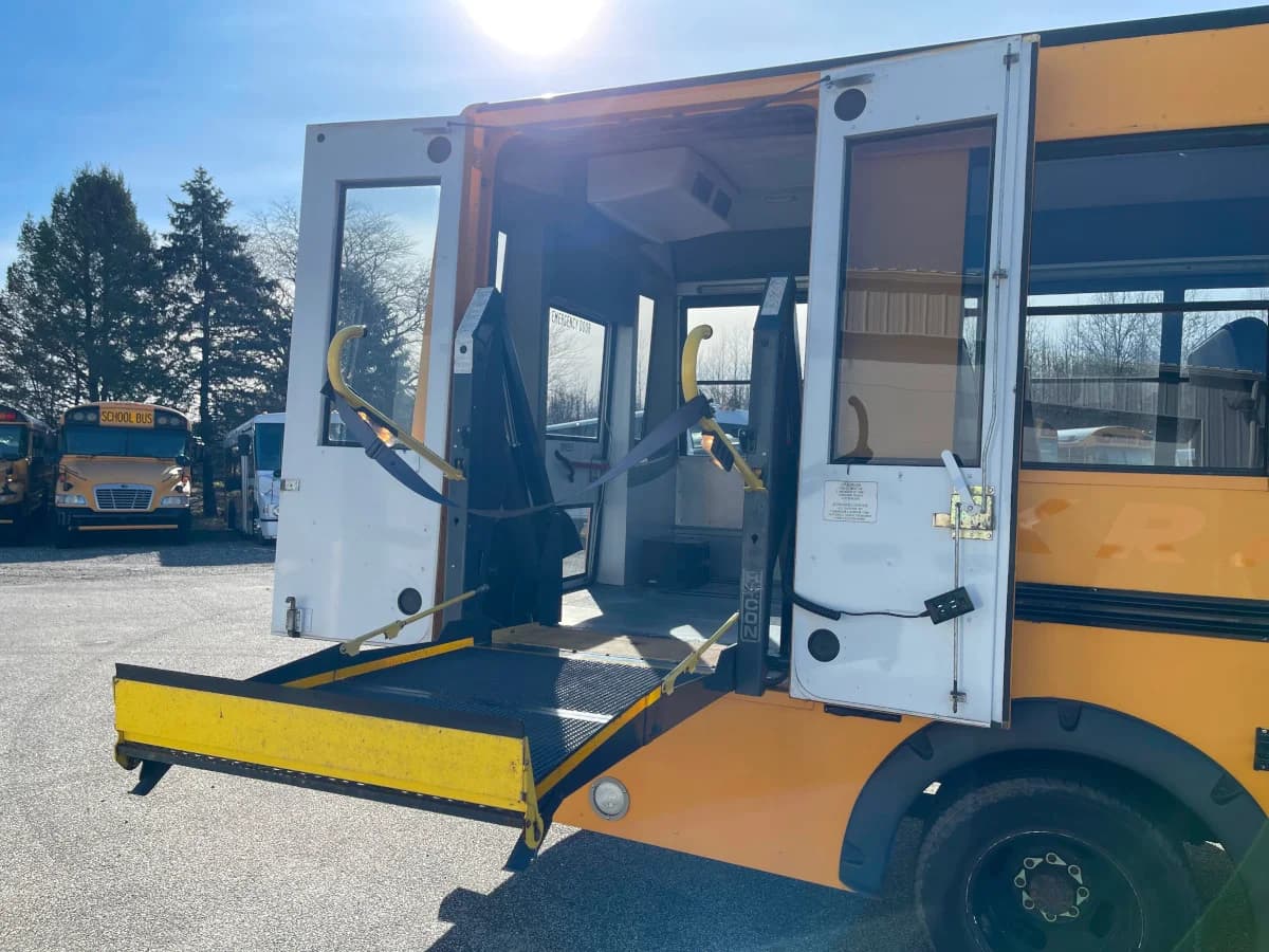 2009 Chevrolet 3500 Girardin Mini School Bus - Image 6