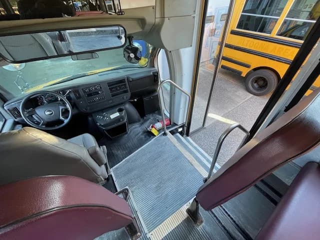 2009 Chevrolet 3500 Girardin Mini School Bus - Image 15