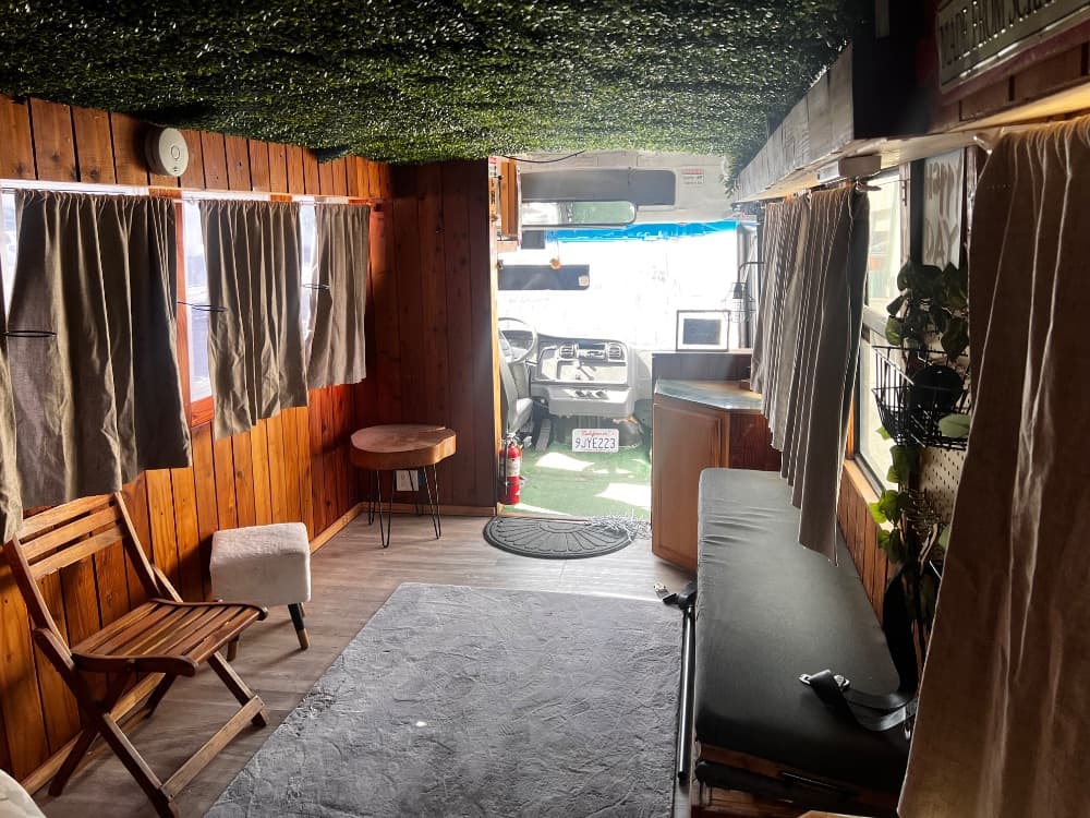 2007 Thomas Saf-T-Liner C2 - Image 5