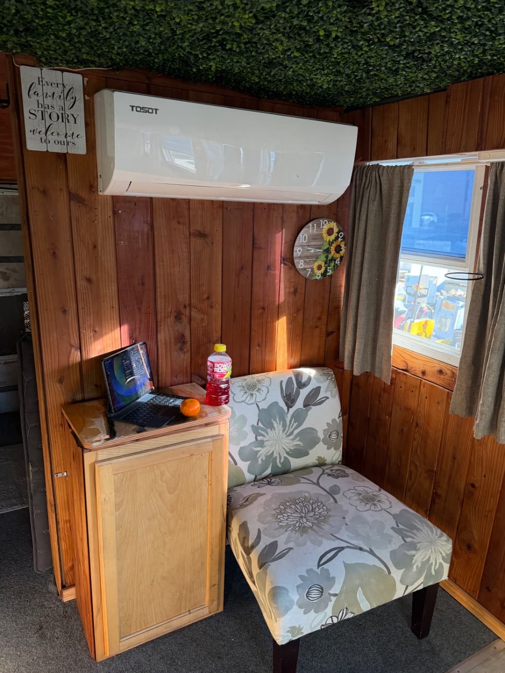 2007 Thomas Saf-T-Liner C2 - Image 12