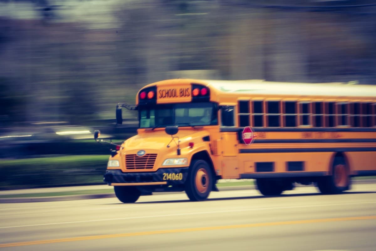Top 10 Mistakes to Avoid When Selling a Used Bus