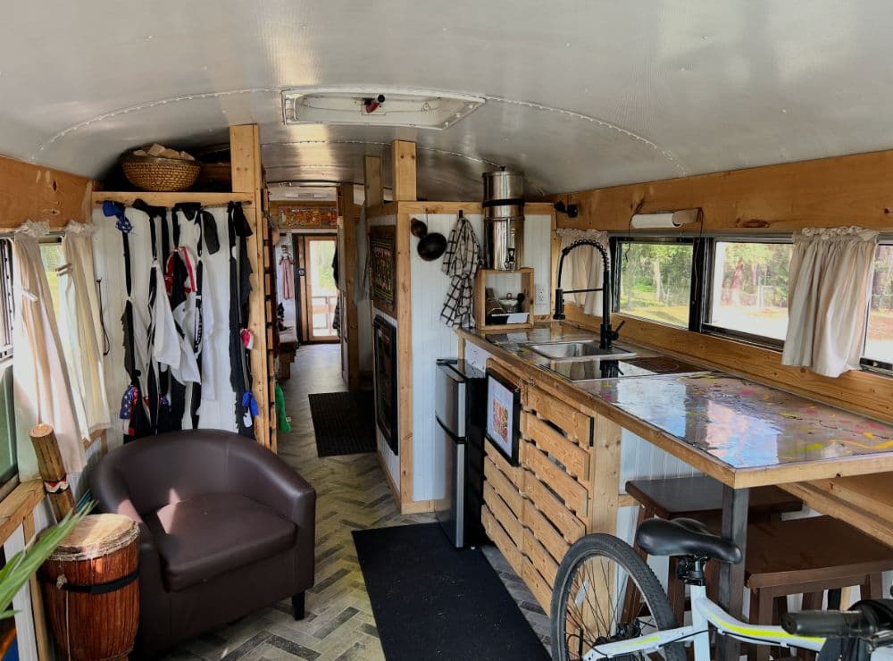 2006 International CE200 - Thumbnail 3 2006 International CE200 - Thumbnail 3