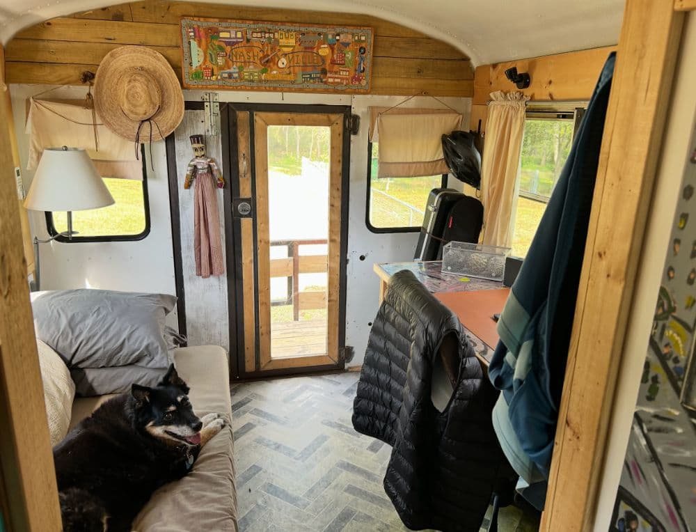 2006 International CE200 - Thumbnail 8 2006 International CE200 - Thumbnail 8