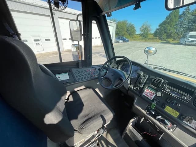 2014 Freightliner Thomas C2 School Bus - Thumbnail 8 2014 Freightliner Thomas C2 School Bus - Thumbnail 8