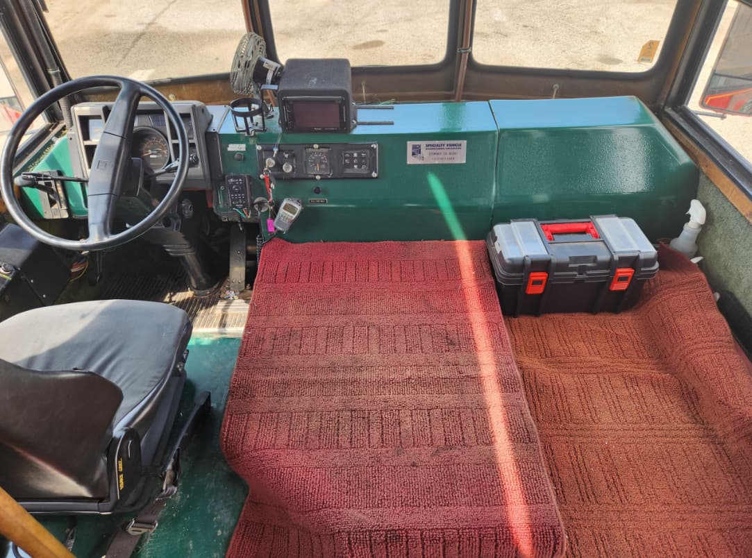 1989 Isuzu Trolley - Thumbnail 10 1989 Isuzu Trolley - Thumbnail 10