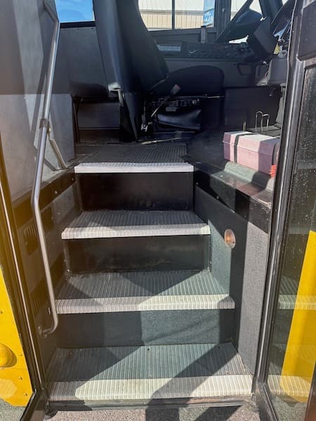 2010 Freightliner Thomas School Bus - Thumbnail 5 2010 Freightliner Thomas School Bus - Thumbnail 5